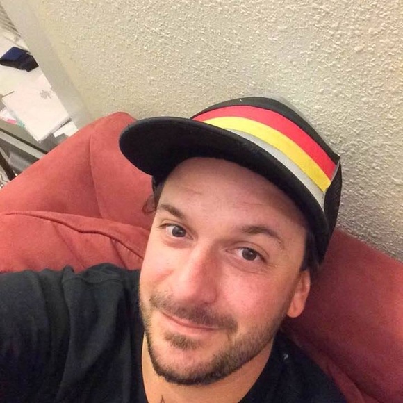 Meet your Posher, Jimmy - Picture 6 of 8